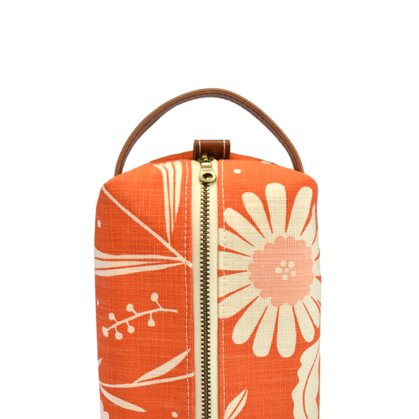 Boxy Utility Bag in Flourish Poppy – Red Staggerwing