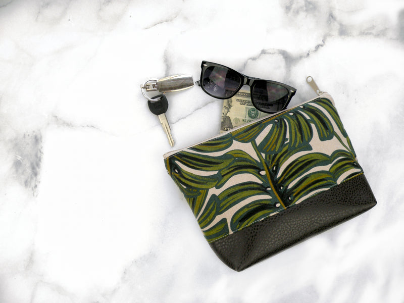 Cosmetic Clutch in Tropical Leaf Linen